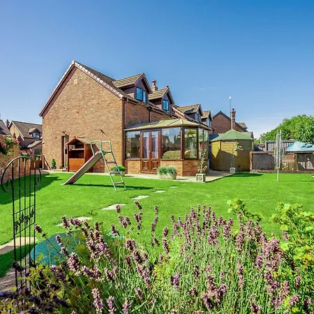 3 Bed In Greystoke 89268