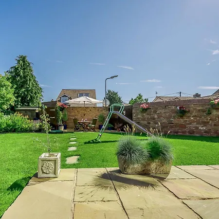 3 Bed In Greystoke 89268 Holiday home
